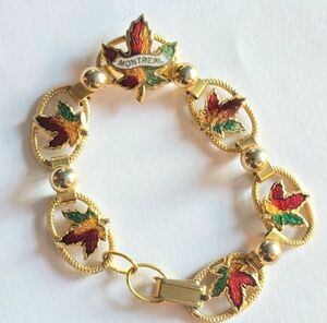 Vintage bracelet Montreal maple leaf enamel gold tone Canada souvenir